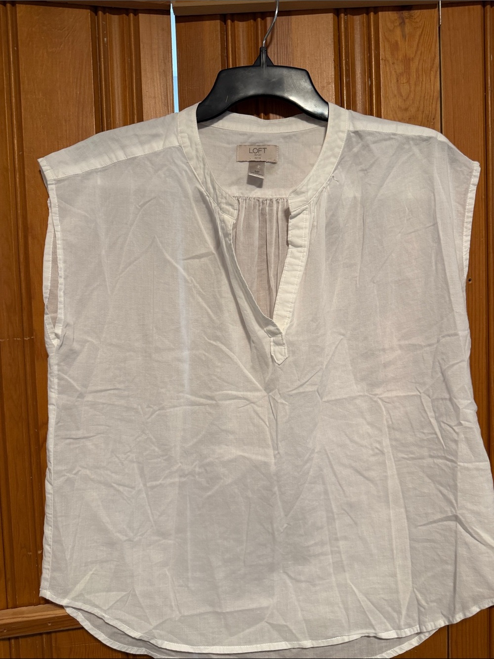 LOFT White Sleeveless Split-Neck Camisole Top